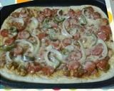 Foto langkah ke 4 dari resep Simple Meat Lover Pizza.