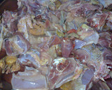Foto langkah ke 1 dari resep AYAM GORENG RESAP LENGKUAS.