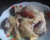 Foto langkah ke 2 dari resep AYAM REBUS KUNYIT-LENGKUAS.