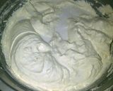 Foto langkah ke 3 dari resep steamed chocho pandan cake.
