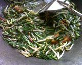 Foto langkah ke 3 dari resep Sayur Kucai+Tauge+Tahu.