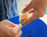 Foto langkah ke 4 dari resep Telur Mata Setan.