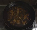Foto langkah ke 4 dari resep Tumis Saus Jamur.