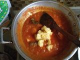 ROTI CANE SAUS AYAM ASAM PEDAS