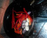 Foto langkah ke 2 dari resep Oseng Kikil Mercon.