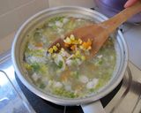 Foto langkah ke 6 dari resep Sup Ayam Jagung Manis.