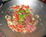 Foto langkah ke 4 dari resep nasi goreng kincung.