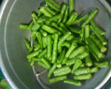 Foto langkah ke 1 dari resep Tumis Kacang Panjang Bumbu Udang.