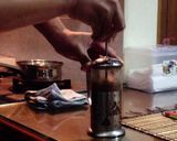 Foto langkah ke 3 dari resep Simple Hot Chocolate.