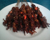 Foto langkah ke 5 dari resep Sate Jamur Pedas Manis.