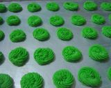 Foto langkah ke 4 dari resep Sagu Keju Pandan.