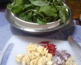 Foto langkah ke 2 dari resep Tumis Bayam.