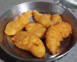 Foto langkah ke 4 dari resep Chicken Katsu Mini.