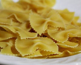 Foto langkah ke 2 dari resep Chicken Scallopini with Piccata Sauce.