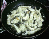 Foto langkah ke 3 dari resep jamur goreng tepung.