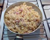 Foto langkah ke 6 dari resep Creamy Fusilli with Spicy Mozarella.