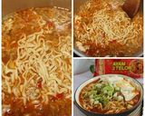 Foto langkah ke 3 dari resep Mie Ramen Telur Kari Pedas.