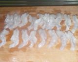 Foto langkah ke 1 dari resep UDANG GORENG TEPUNG.