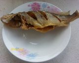 Foto langkah ke 3 dari resep Ikan Asam Manis Gong Xi Fa Cai.