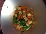 Sayur sawi wortel dan tahu