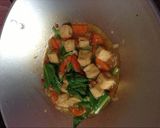 Foto langkah ke 8 dari resep Sayur sawi wortel dan tahu.