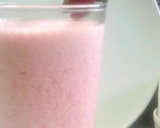Foto langkah ke 3 dari resep Jus Strawberry 'Sule'.