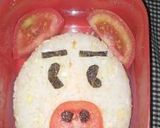 Foto langkah ke 4 dari resep Bento nasi goreng piglet.