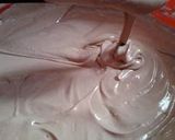 Foto langkah ke 5 dari resep Choco Berry Conecake.