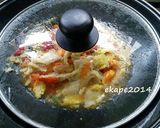 Foto langkah ke 3 dari resep Tumis Jamur Tiram Jagung Ceria.