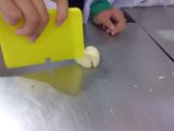 Roti manis selai berry