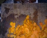 Foto langkah ke 1 dari resep Resep Tradisional Kunyit Asam.