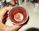 Foto langkah ke 8 dari resep Lovely Chocolate Lava Cake.
