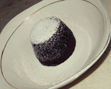 Foto langkah ke 11 dari resep Lovely Chocolate Lava Cake.
