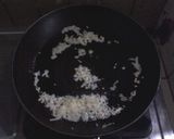 Foto langkah ke 1 dari resep Tumis Sosis Jamur Kuping.