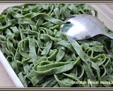 Foto langkah ke 8 dari resep Pasta Tagliatelle Hijau.