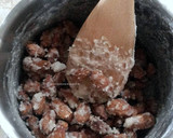 Foto langkah ke 1 dari resep Chocolate Almond.