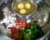 Foto langkah ke 1 dari resep OMLET ROLL.