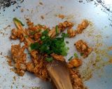 Foto langkah ke 4 dari resep Sambal Kering Ikan Tongkol.