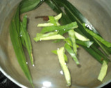 Foto langkah ke 2 dari resep Wedang Apel.