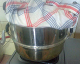 Foto langkah ke 6 dari resep Pandan Zebra Cake.