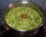 Foto langkah ke 1 dari resep Tumis Bunga Pepaya.