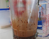 Foto langkah ke 2 dari resep Es Cokelat Kilat.