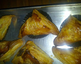 Foto langkah ke 5 dari resep Puff pastry coklat keju.