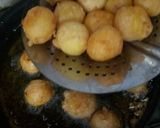 Foto langkah ke 5 dari resep Bola-bola Tape singkong keju.