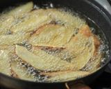 Foto langkah ke 4 dari resep Original Potato Wedges.