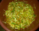 Foto langkah ke 3 dari resep Martabak Sayur.