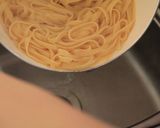 Foto langkah ke 3 dari resep Tuna Aglio e Olio.