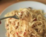 Foto langkah ke 8 dari resep Tuna Aglio e Olio.