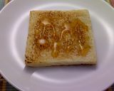 Foto langkah ke 2 dari resep ROTI PANGGANG SELAI MADU.