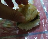 Foto langkah ke 6 dari resep Shrimp Rice Burger.